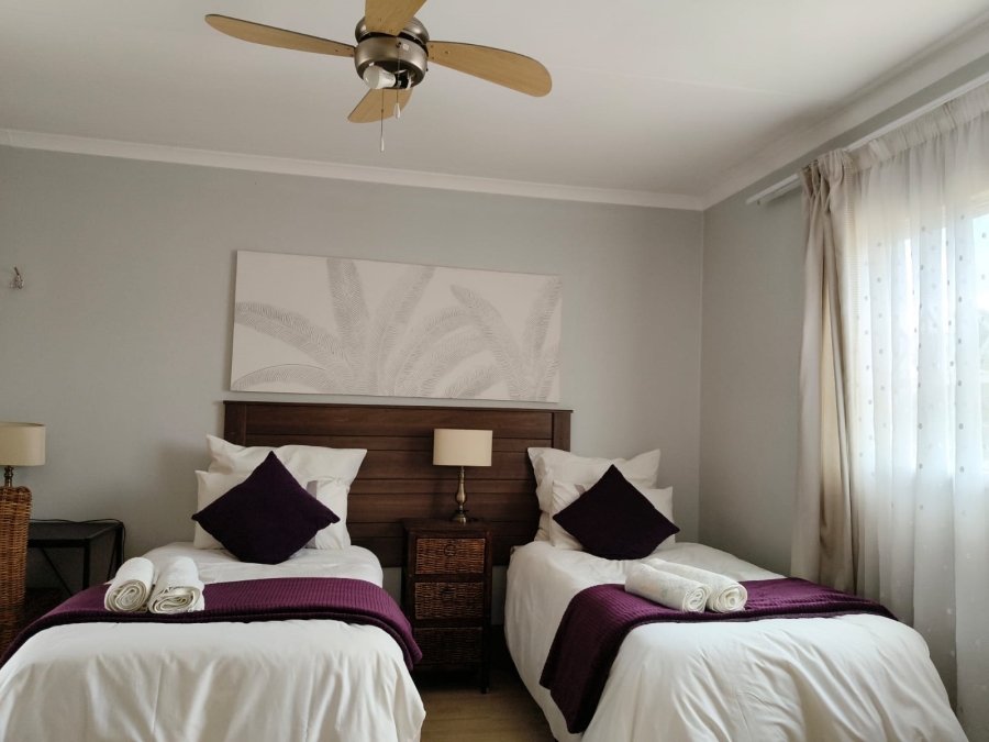 8 Bedroom Property for Sale in Monakato North West